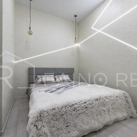 2к з панорамним видом в аркадії 5010 Fainorent Apartment