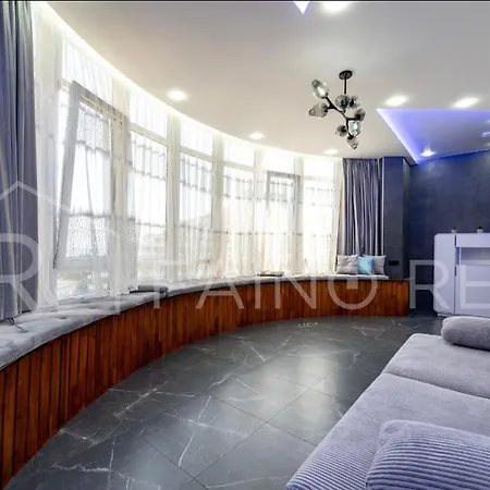 Apartment 2к з панорамним видом в аркадії 5010 Fainorent